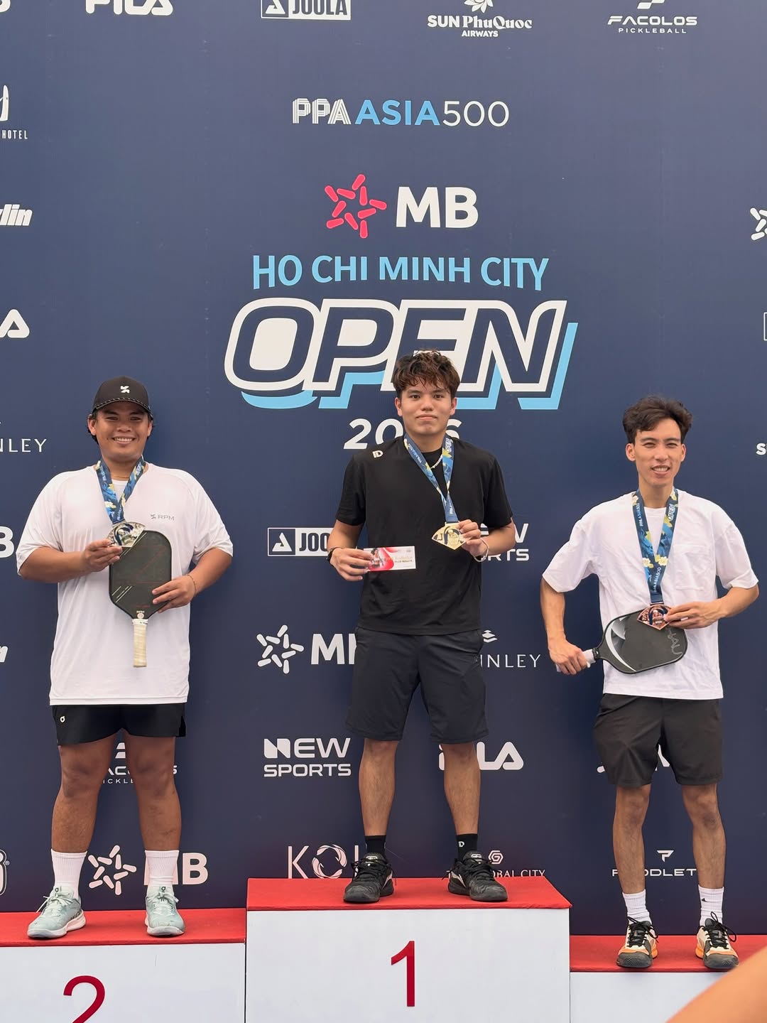 Melvin Cheong celebrates his first PPA title, Men's Singles 19+ 3.5 DUPR & Above gold at PPA Ho Chi Minh.