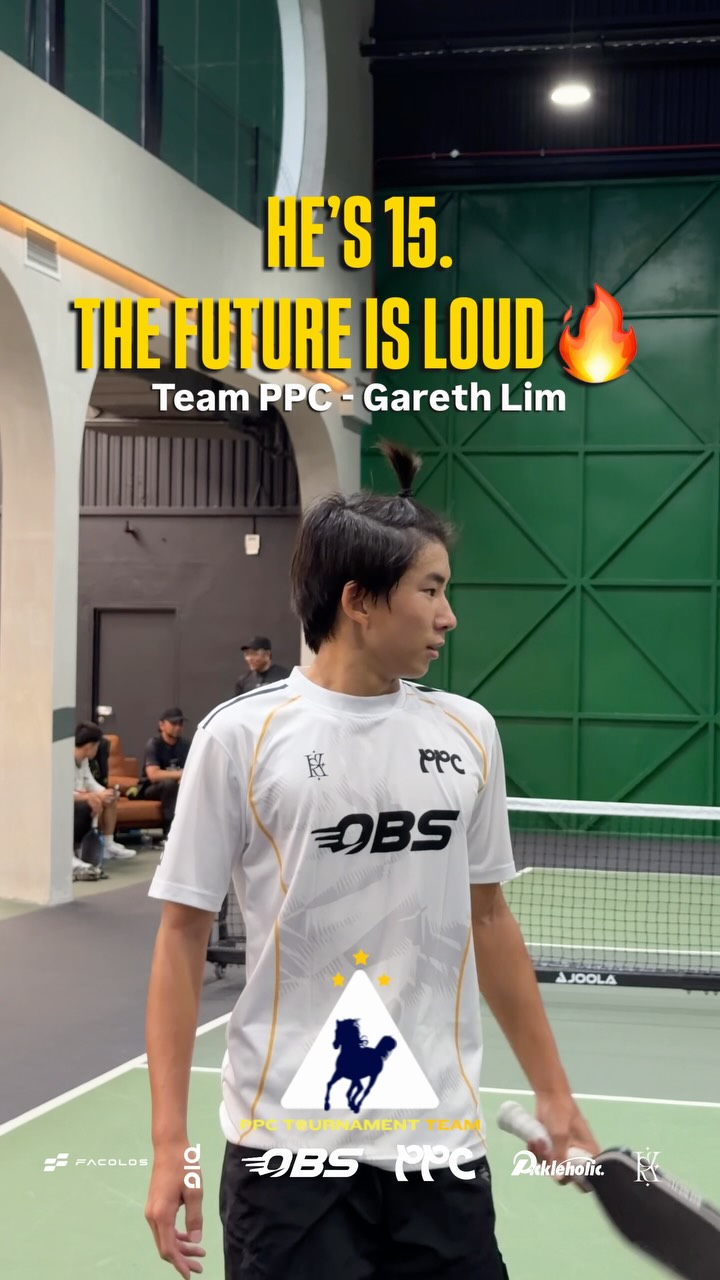 Gareth Lim celebrating his U18 Junior Singles Open Gender title at the PPA Asia 125 Malaysia Tomaz Cup