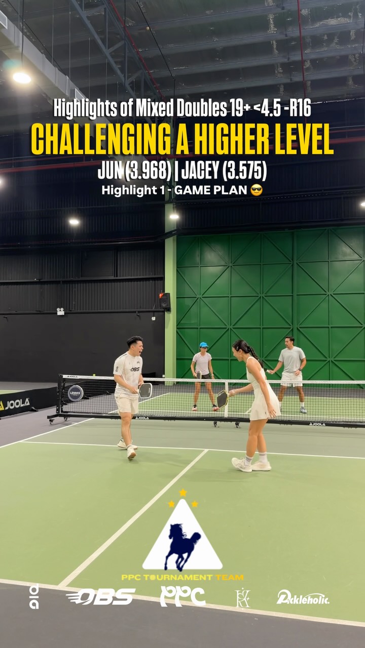 Jun Hong and Jacey Voon at the net after their Round of 16 match in Mixed Doubles 19+ Advanced under 4.5